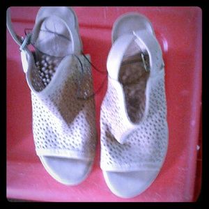Ladies Shoes